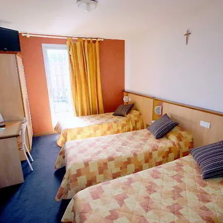 Le Pèlerin Aparthotel 4*