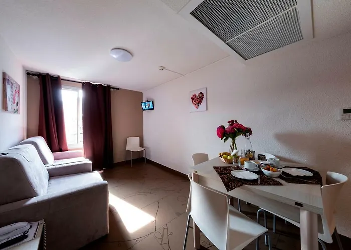 Le Pelerin Apartahotel