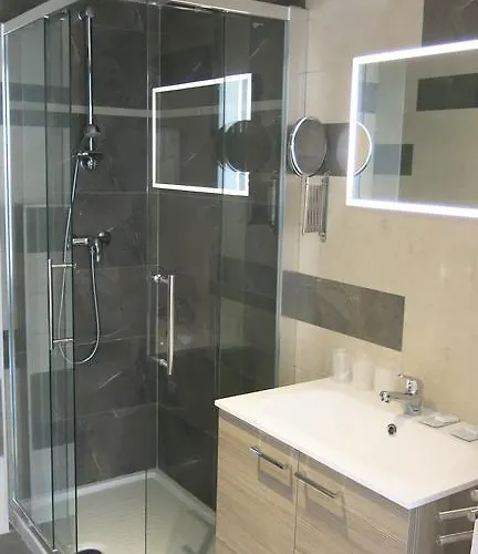 Le Pelerin Apartmanhotel Lourdes